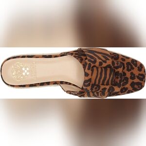 Vince Camuto  Jinannie Espadrille Leopard Print Slide Mule in Brown/Black 6M